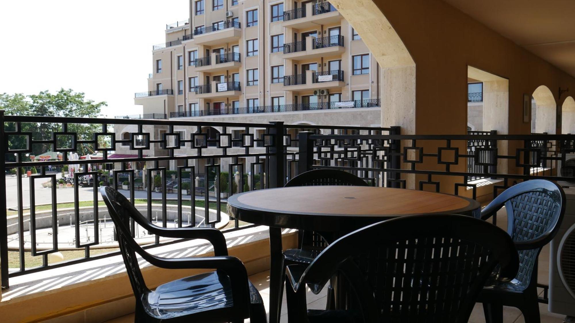 Sea View Rental Front Beach غولدن ساندز الغرفة الصورة